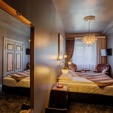 Hotel Manor & Beerspa