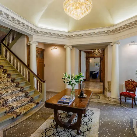 Hotel Manor & Beerspa *