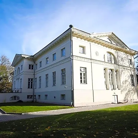 Manor & Beerspa Hotel *