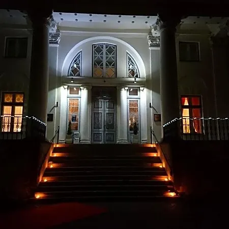 Manor & Beerspa Hotel *