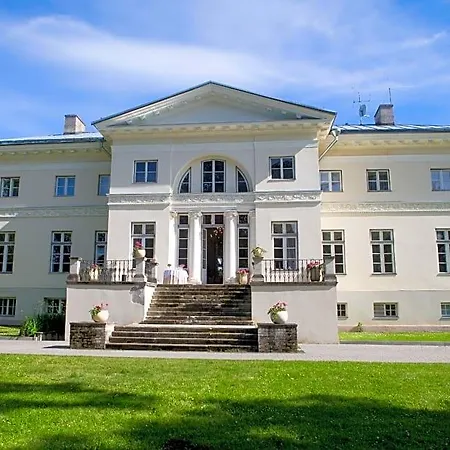 Manor & Beerspa Hotel Saku