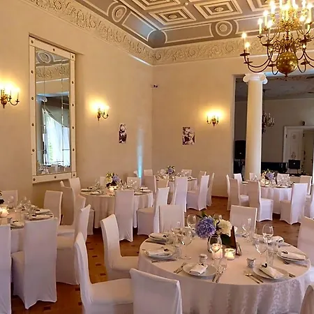 Hotel Manor & Beerspa