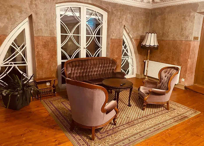 Manor & Beerspa Hotel *