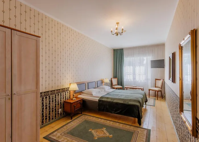 Hotel Manor & Beerspa