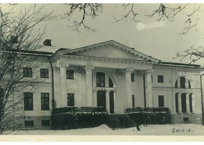 Manor & Beerspa Saku