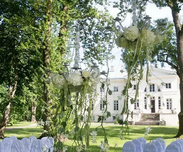 Manor & Beerspa Hotel *